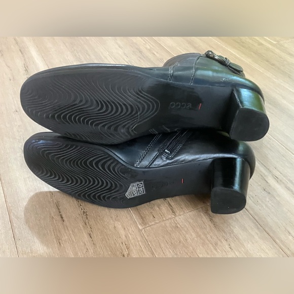 Ecco black women's boots - Picture 5 of 8